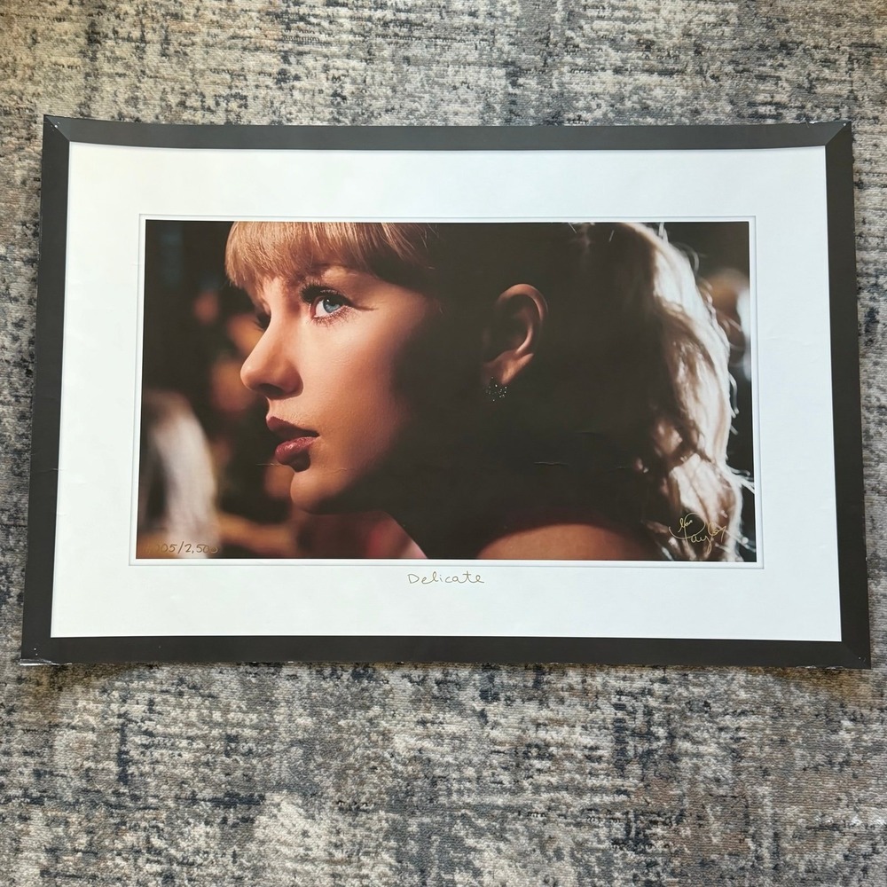 Taylor Swift Delicate Close Up Lithograph #1,005/2,000